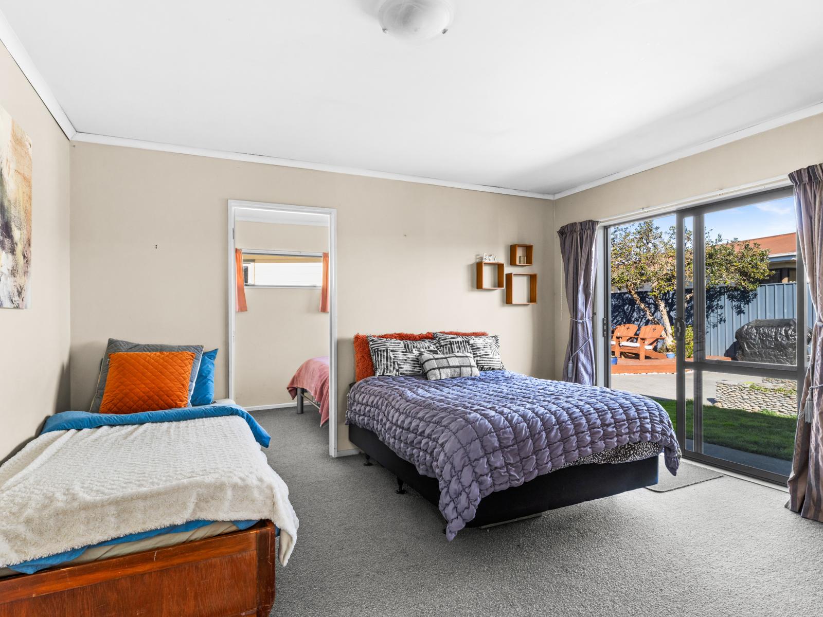 52 Clarence Cox Crescent, Pirimai