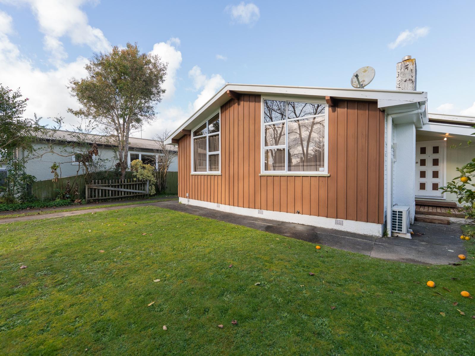 26 Park Road, West End