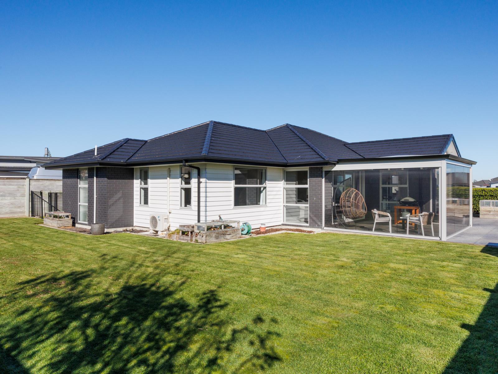 34 Dogwood Way, Milson