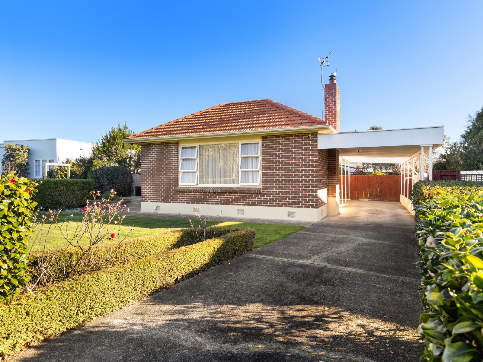 79 Savage Crescent, West End