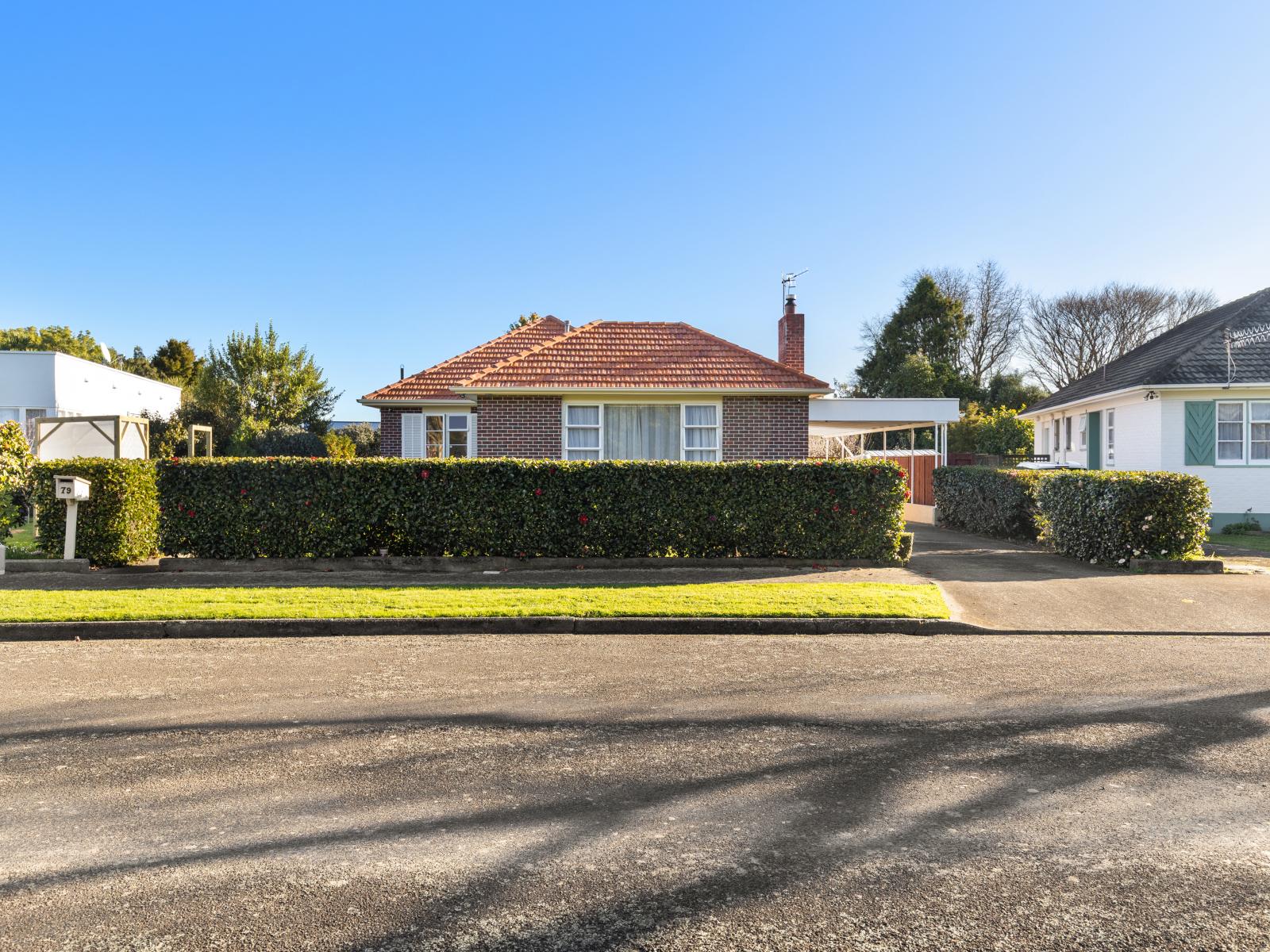 79 Savage Crescent, West End