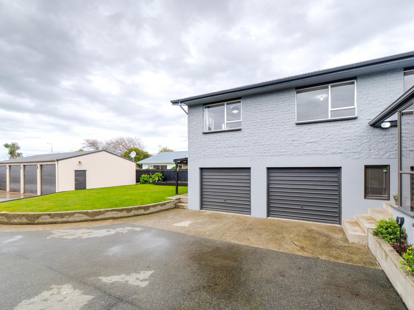 253 Pomona Street, Strathern