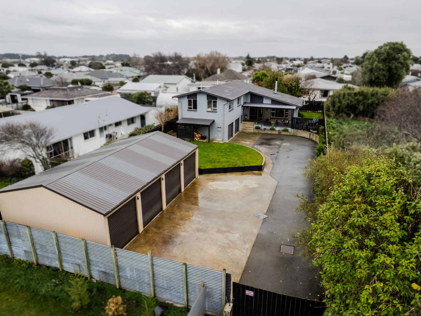 253 Pomona Street, Strathern