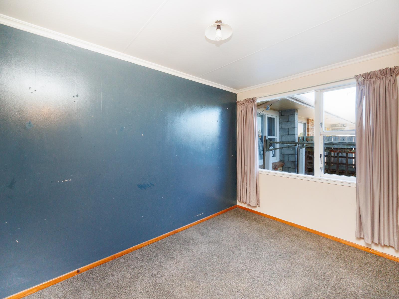 1-84A Linton Street, West End