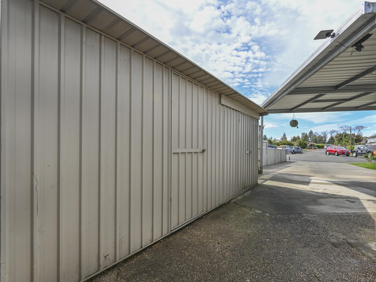 1301 Briggs Place, Mayfair