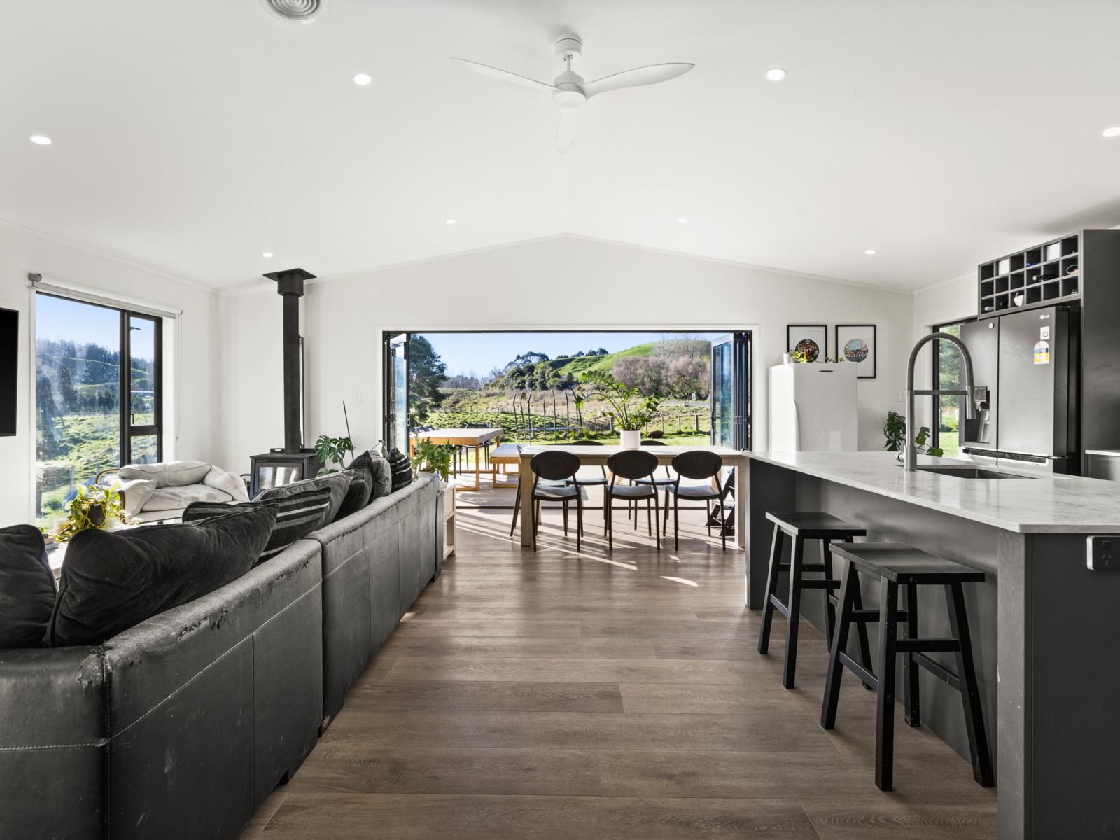 2480 Kahuranaki Road, Elsthorpe