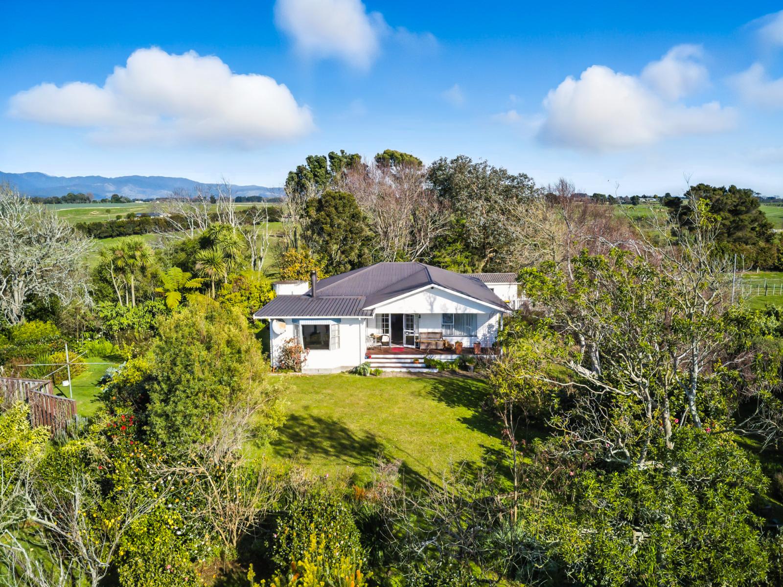 208 Kukutauaki Road, Koputaroa
