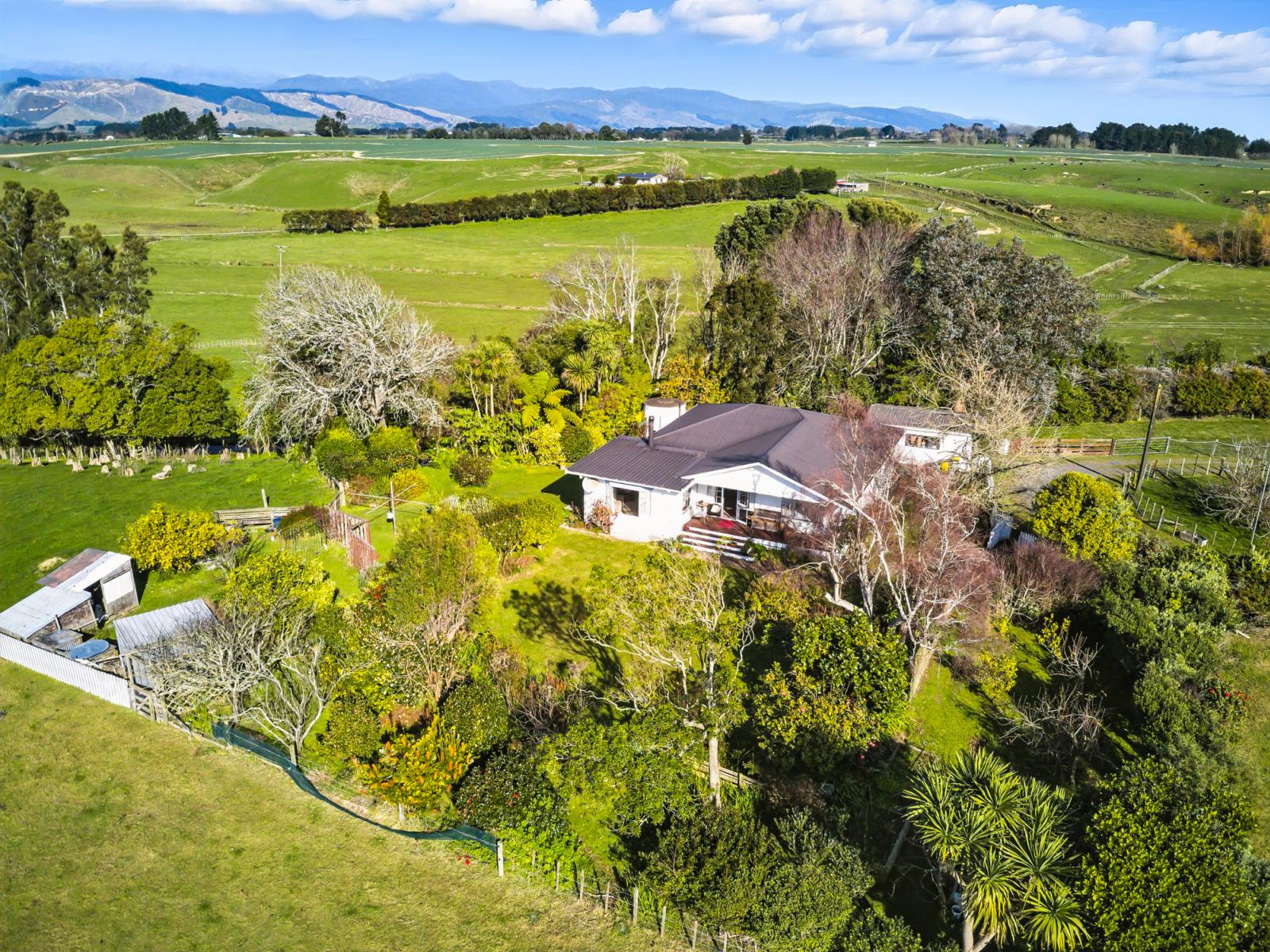 208 Kukutauaki Road, Koputaroa