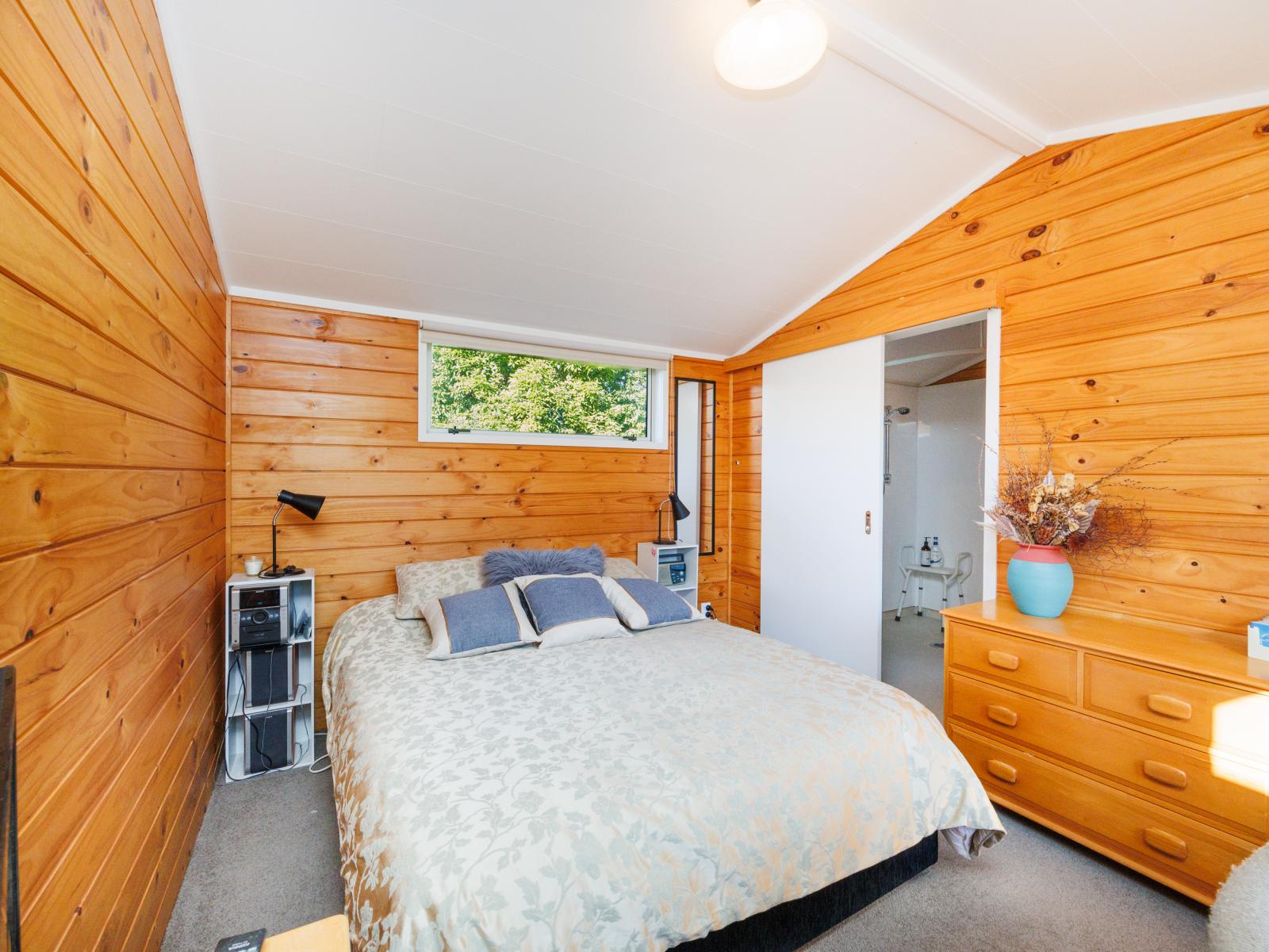 7 Campbell Road, Aorangi