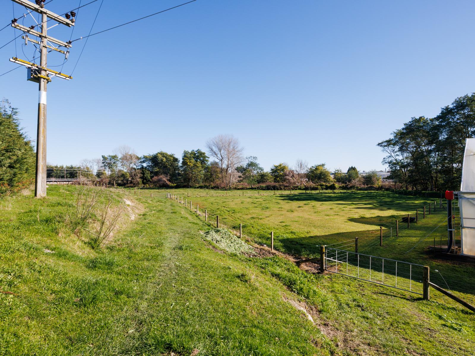 7 Campbell Road, Aorangi