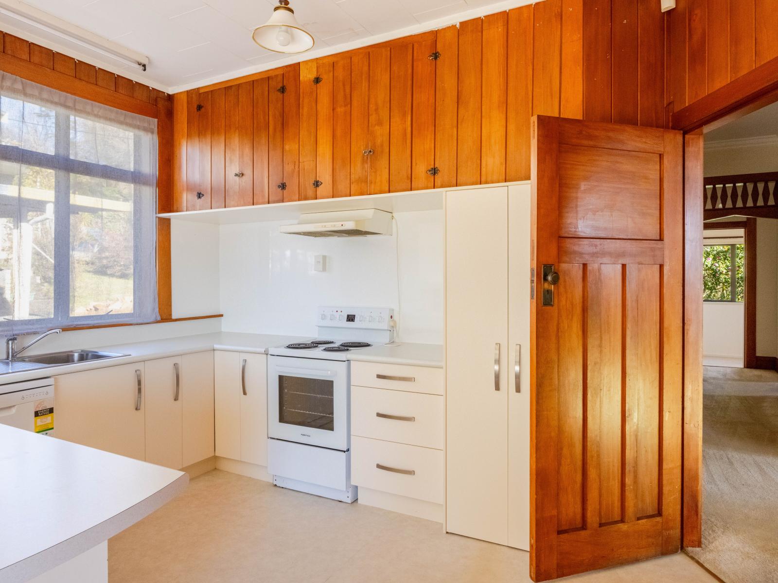 1 Kitchener Street, Waipukurau
