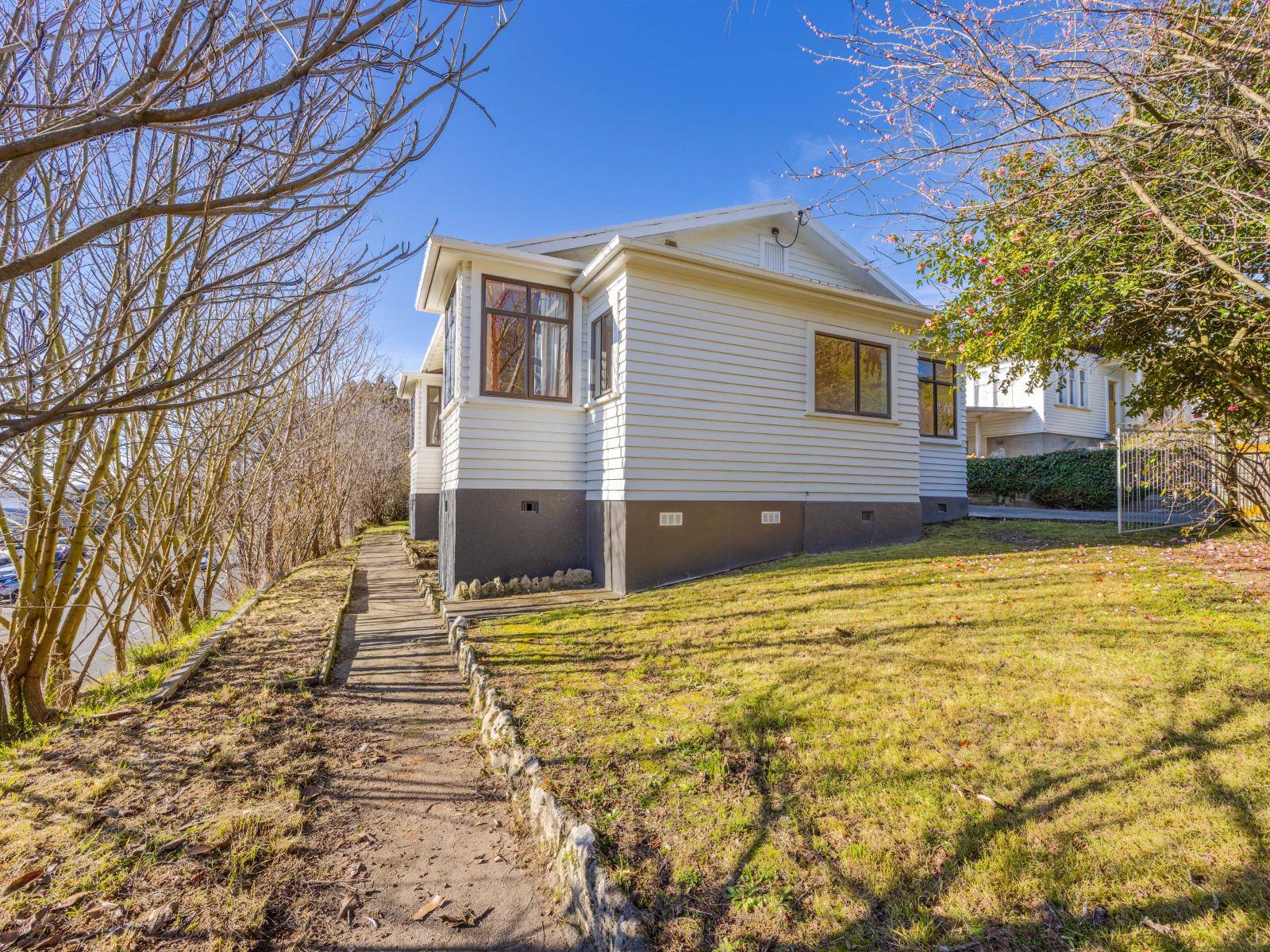 1 Kitchener Street, Waipukurau