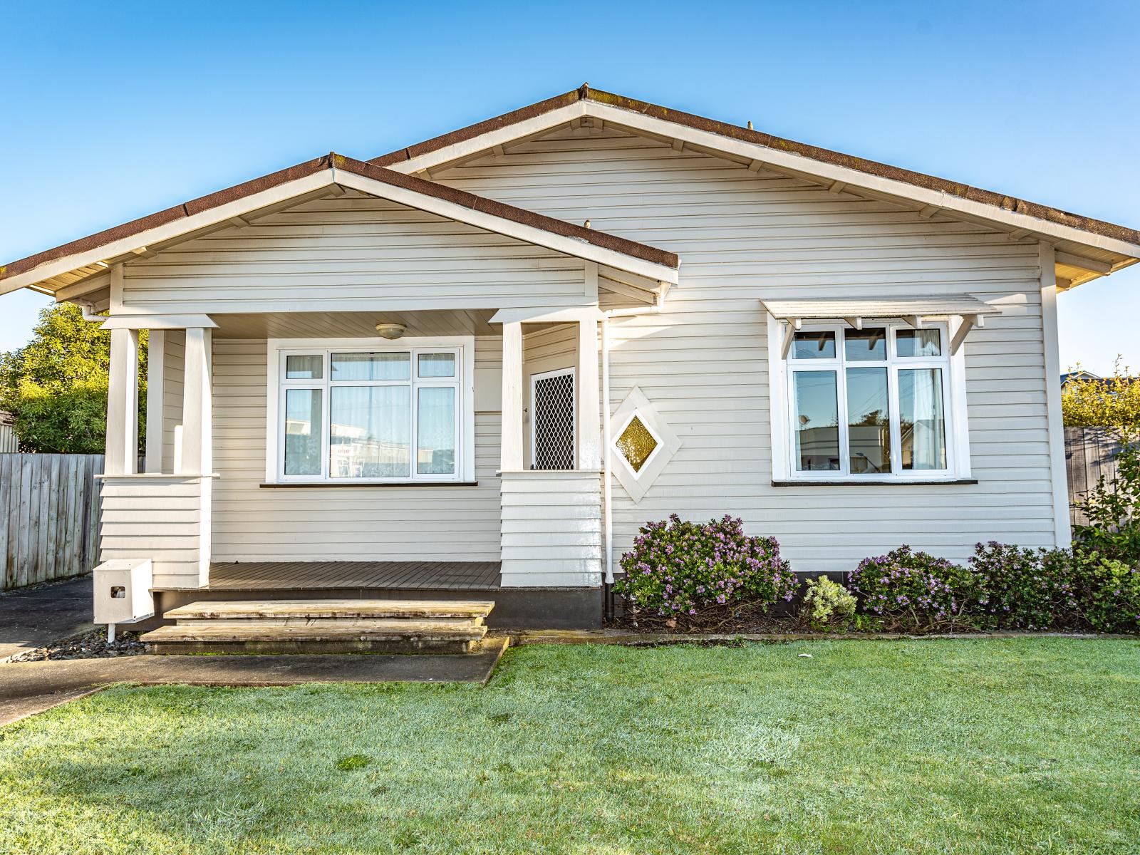 54 Tawa Street, Gonville