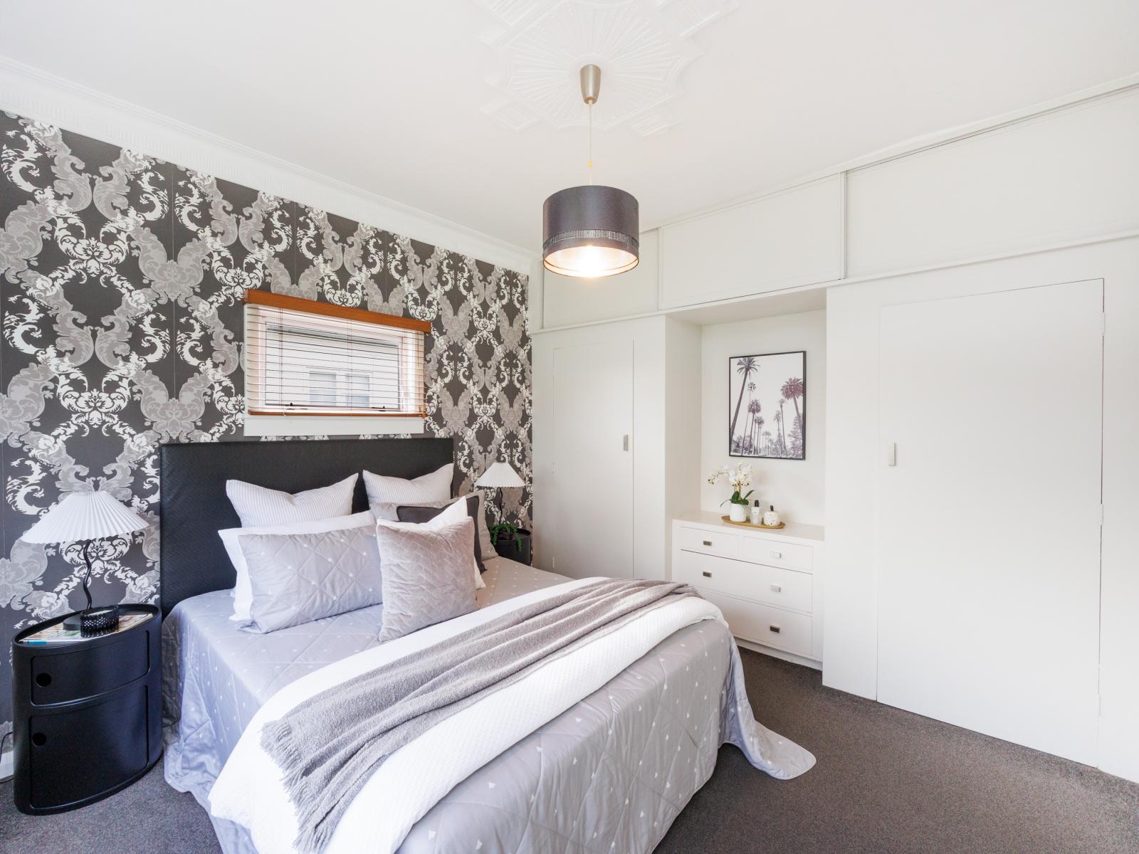 301 Botanical Road, West End