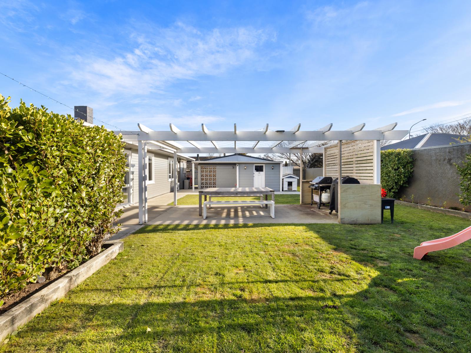 1 Battersea Place, Roslyn