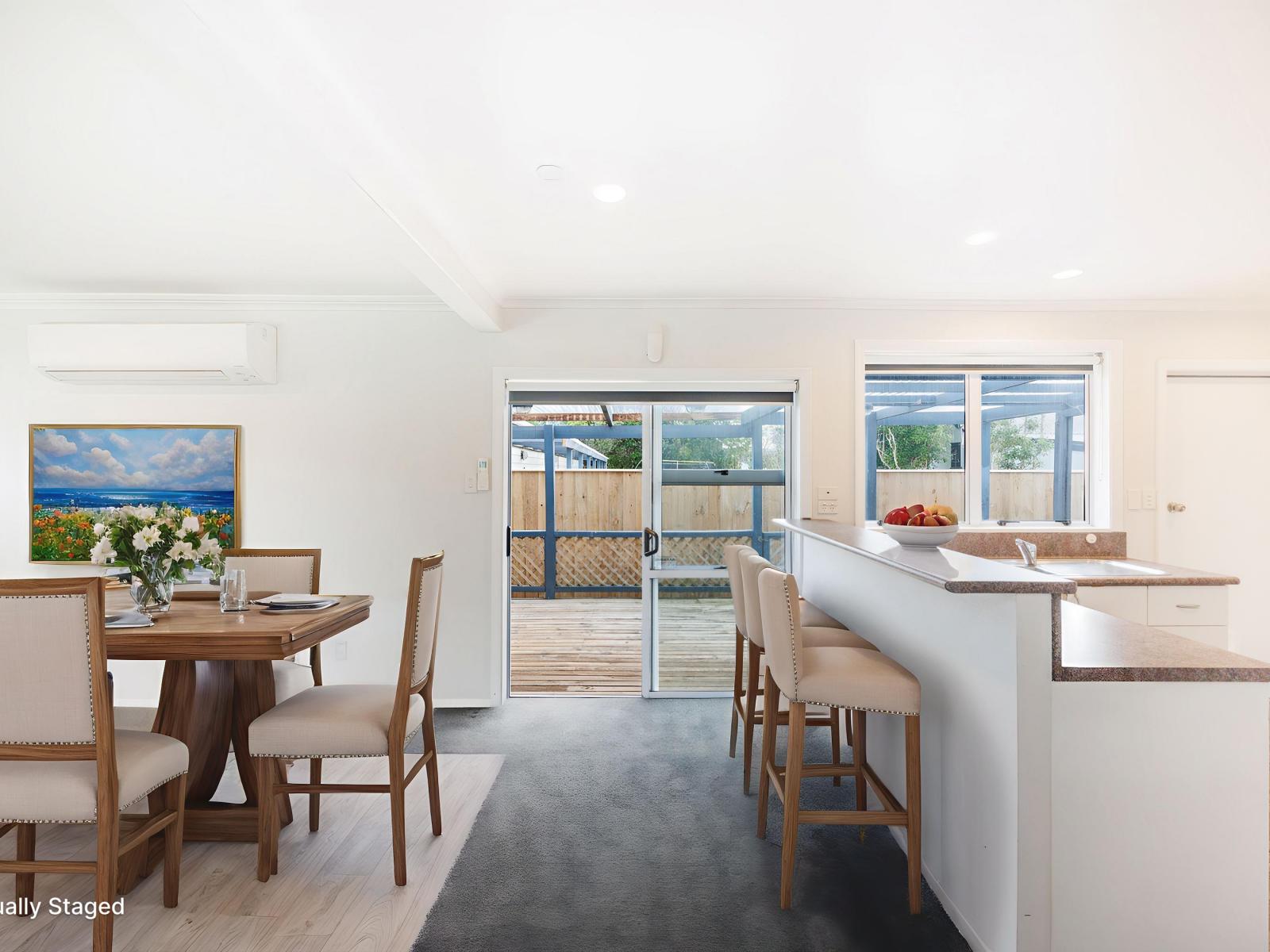 345 Tremaine Avenue, Takaro