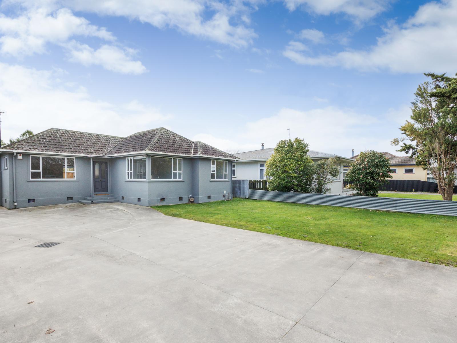345 Tremaine Avenue, Takaro