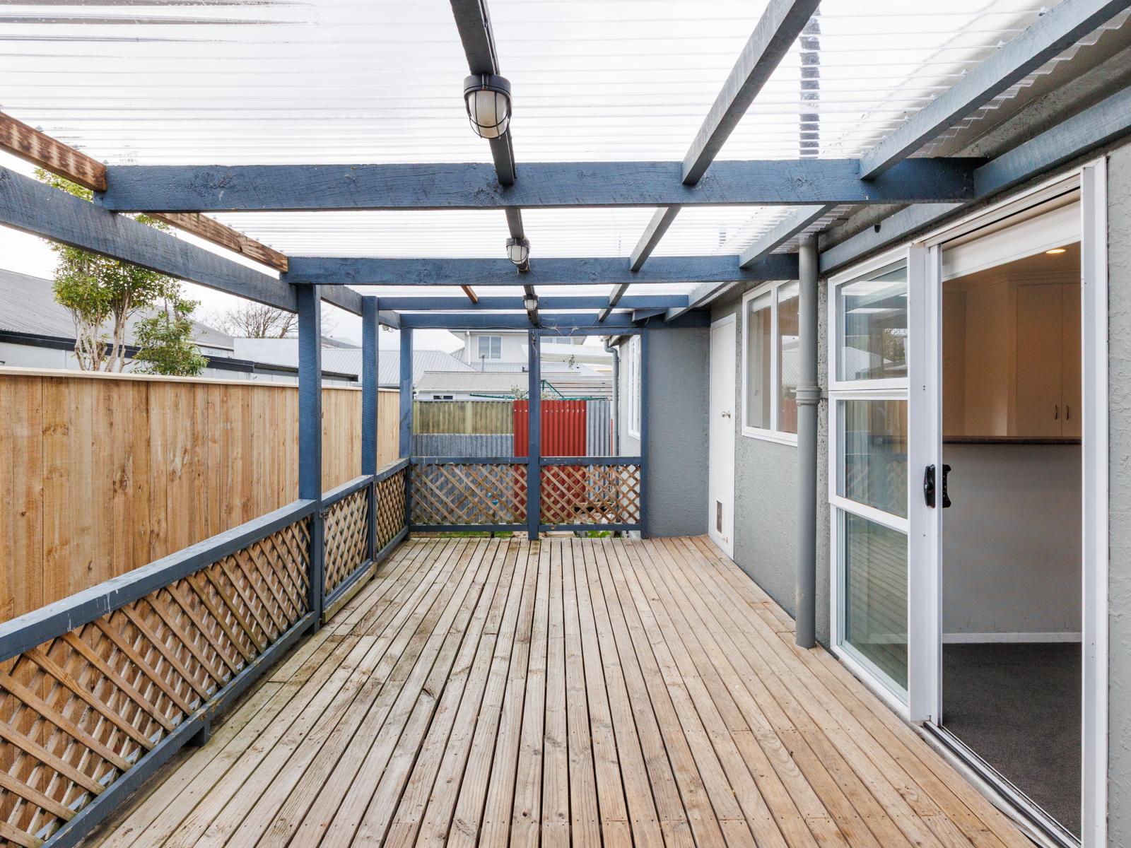 345 Tremaine Avenue, Takaro