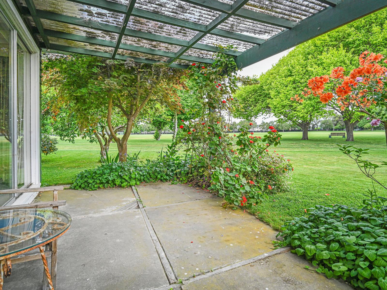 500 Hart Drive, Frimley