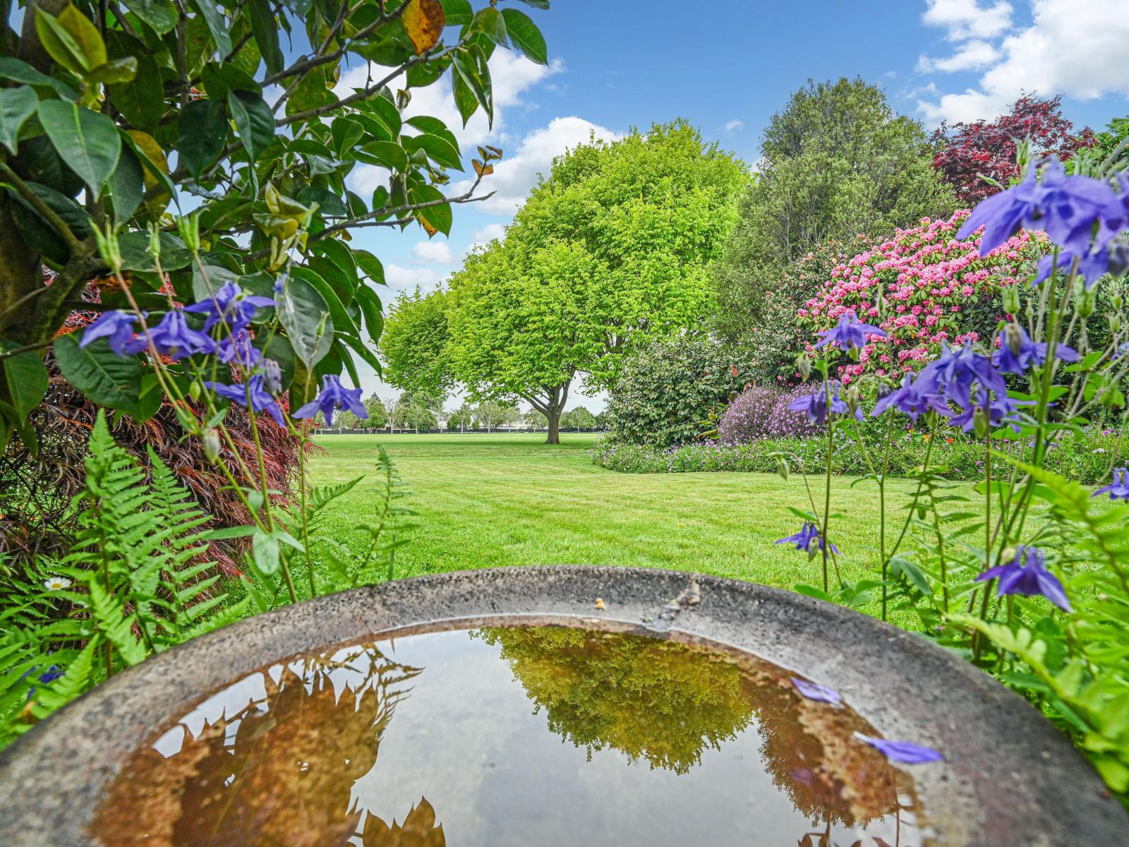 500 Hart Drive, Frimley