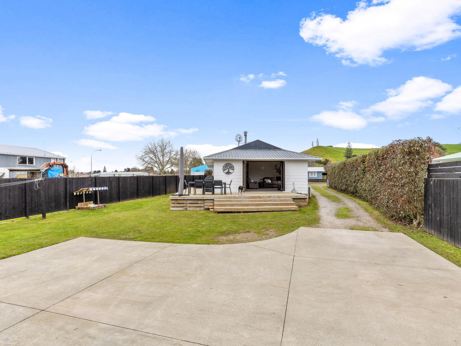 10 Frances Street, Tirau