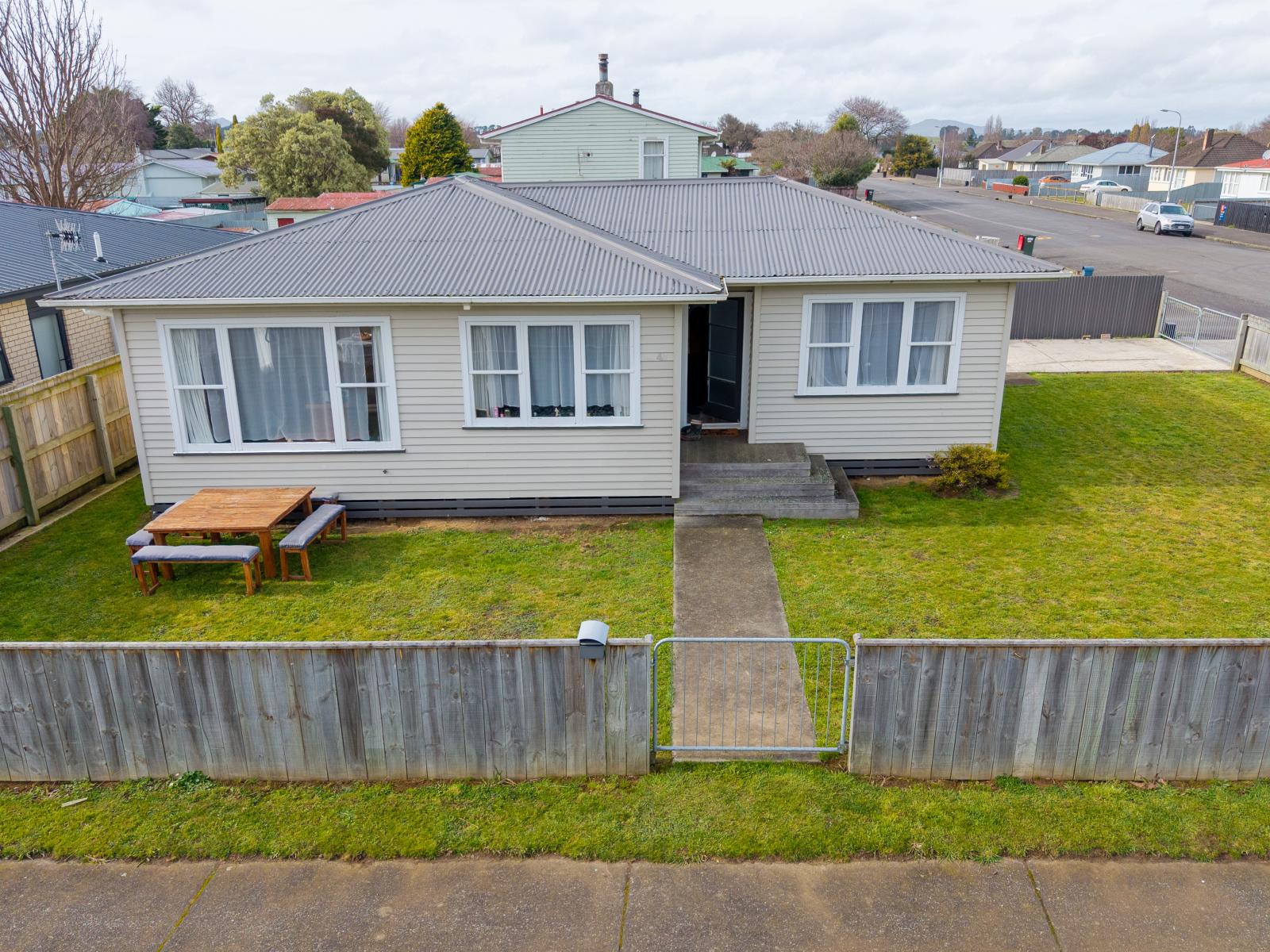 34 James Street, Dannevirke
