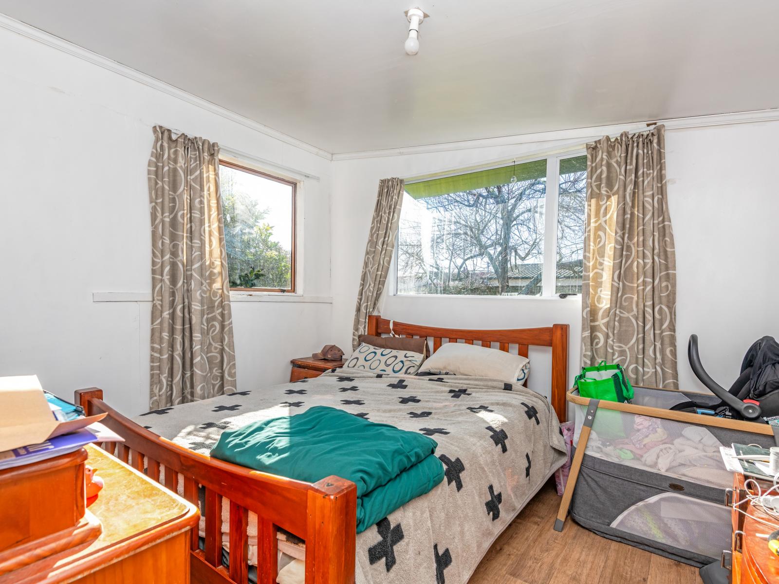 28 and 28a Hammond Street, Bulls