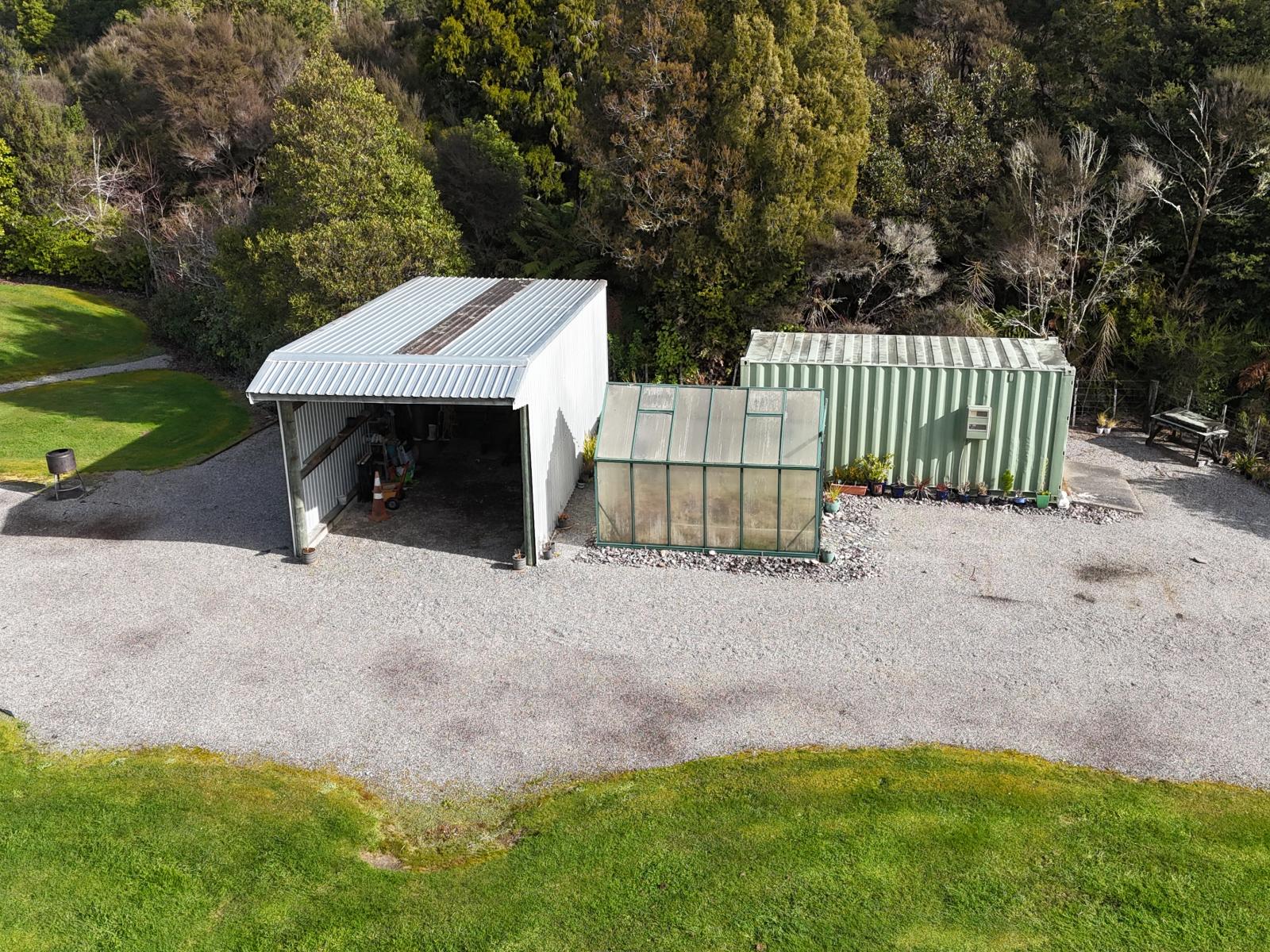 270 Utopia Road, Westport