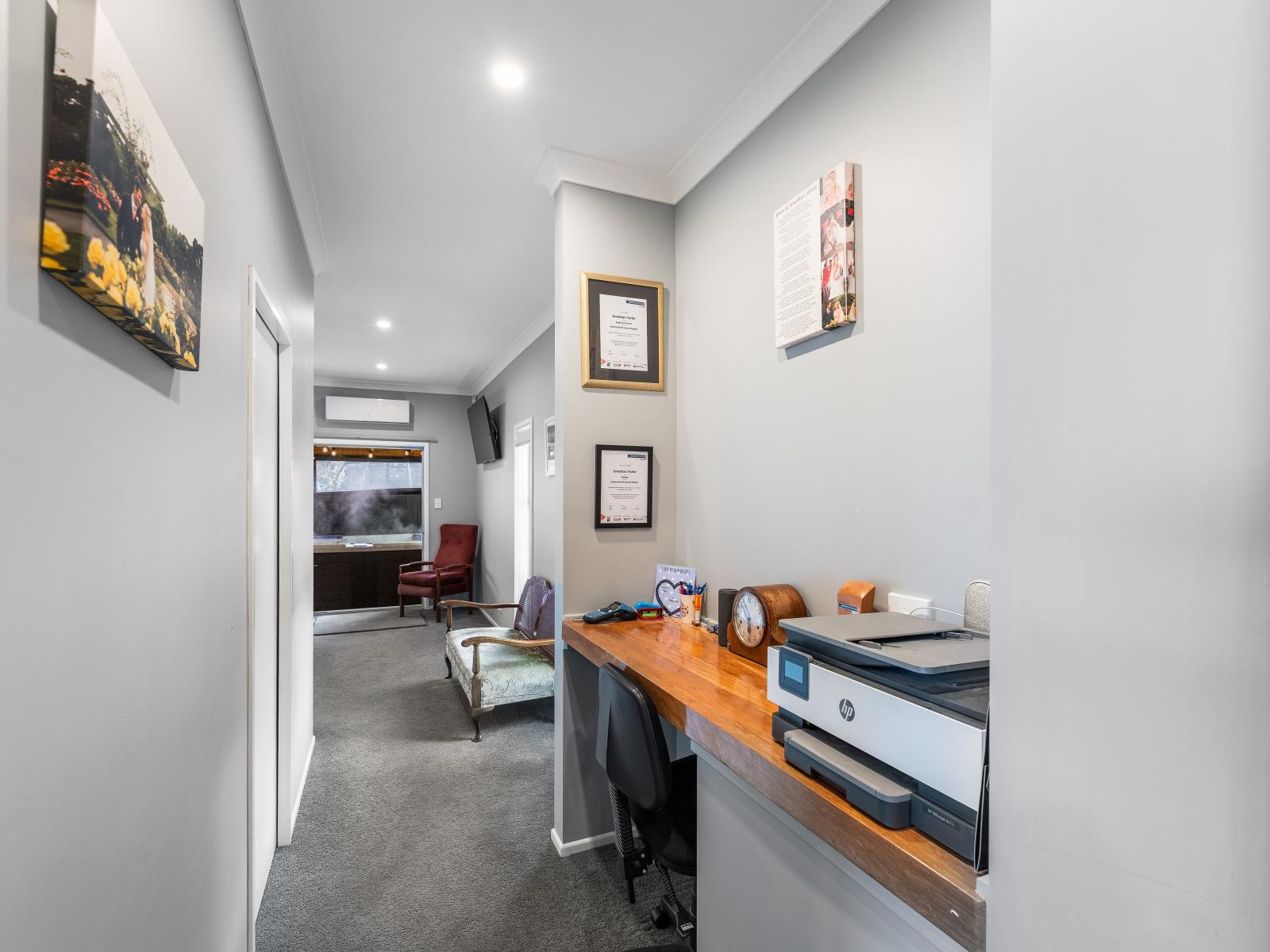 123 Dittmer Drive, West End