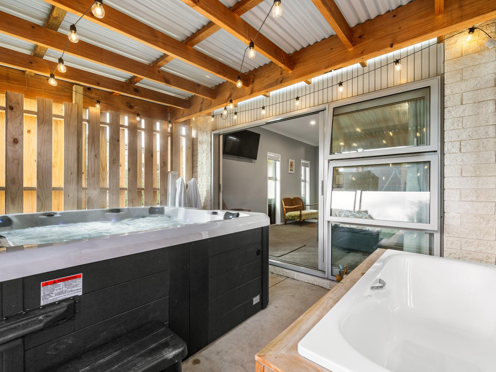 123 Dittmer Drive, West End