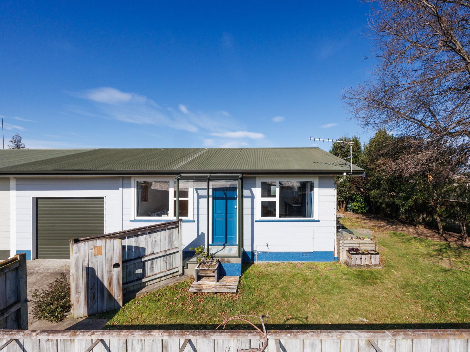 2 Lockhart Avenue, Milson