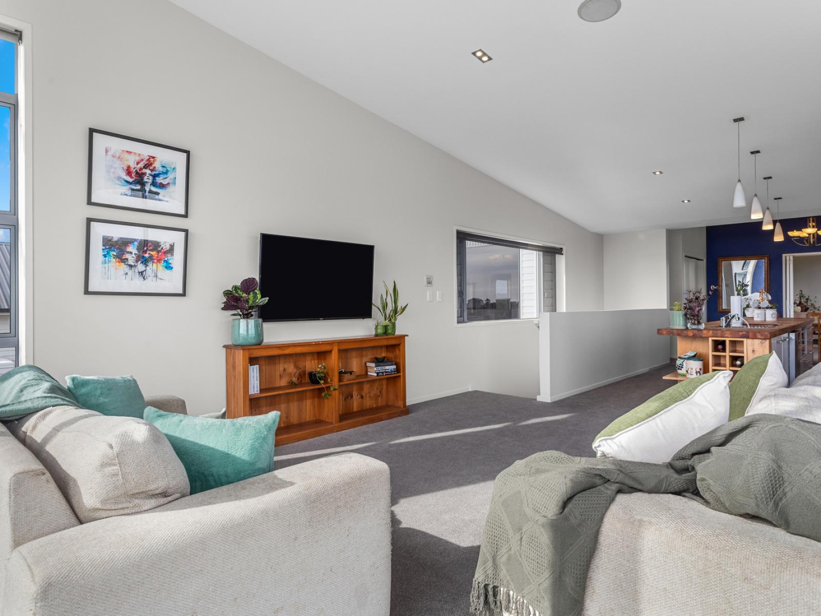 3 Omega Place, Coastlands