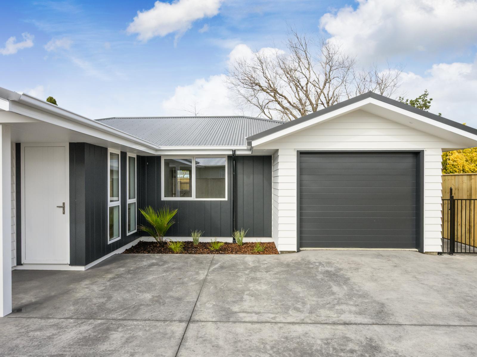 11 Lancaster Street, Parkwest
