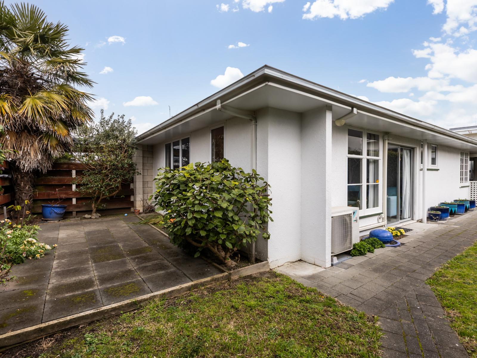 Unit 3, 10a Meeanee Quay, Westshore