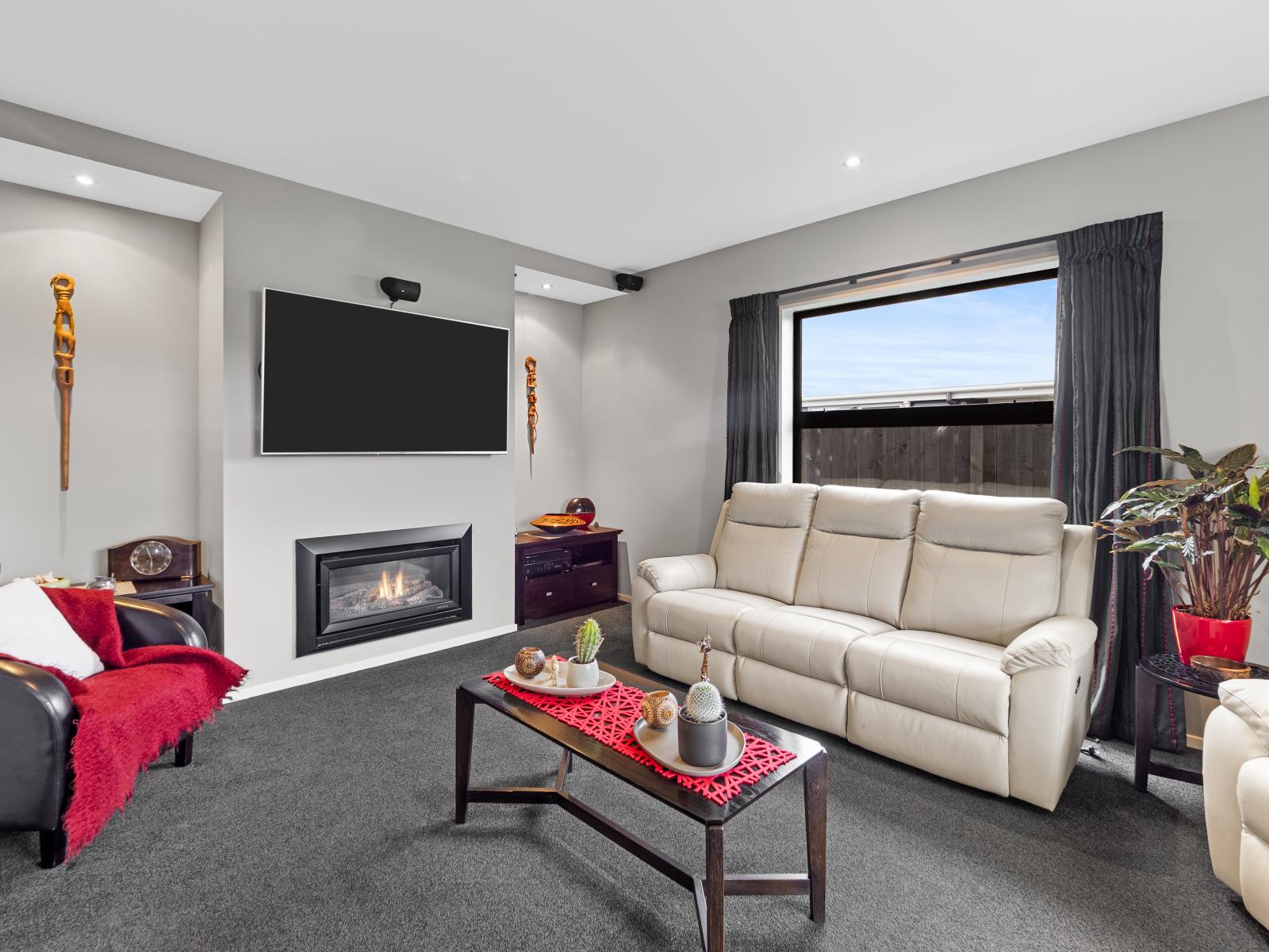 6 Trent Place, Lake Hood