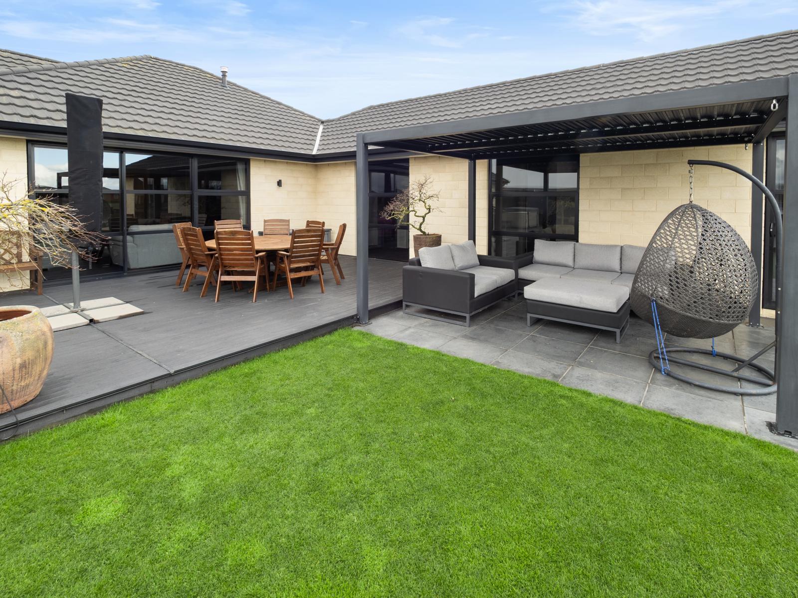 6 Trent Place, Lake Hood