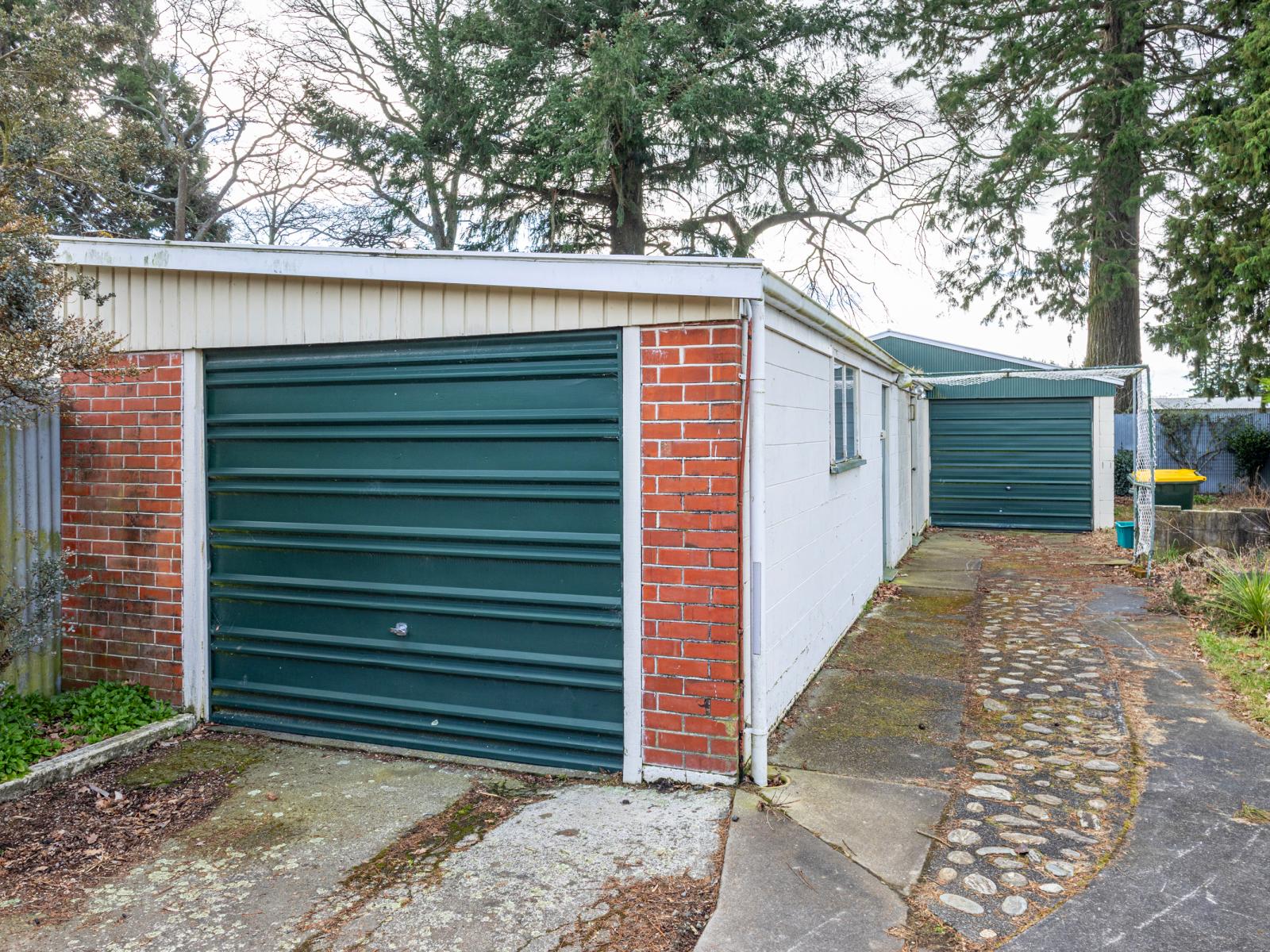 51 Davis Crescent, Netherby