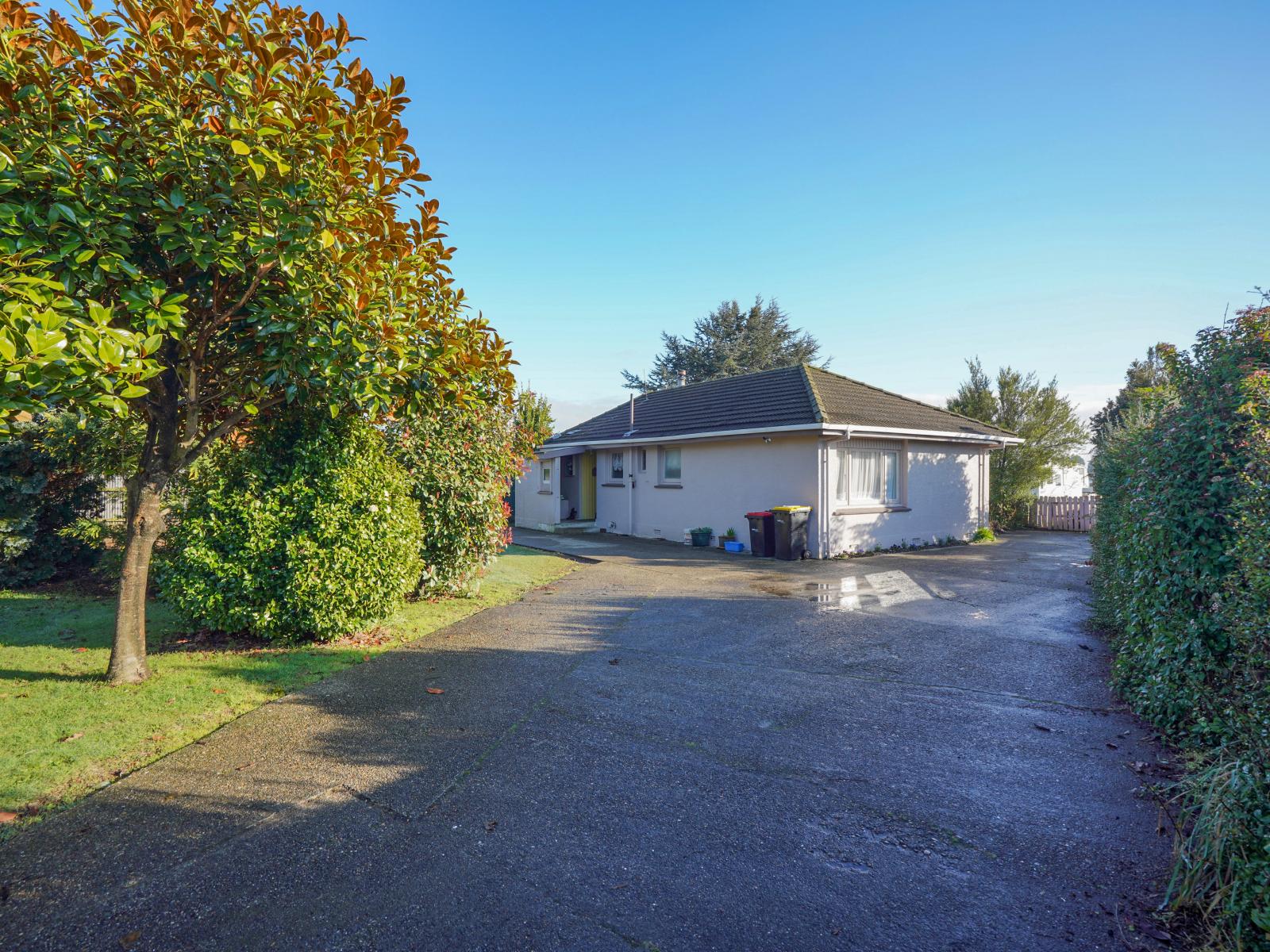 652 Tweed Street, Newfield