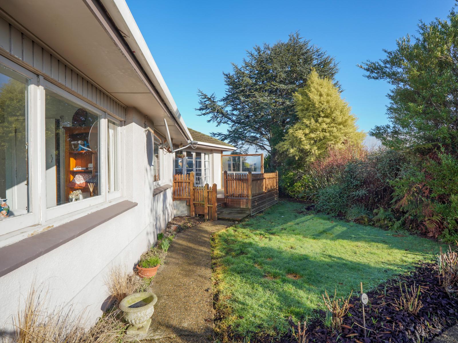 652 Tweed Street, Newfield