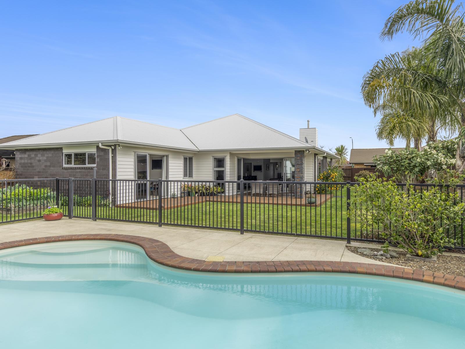 12 Carnation Court, Cambridge