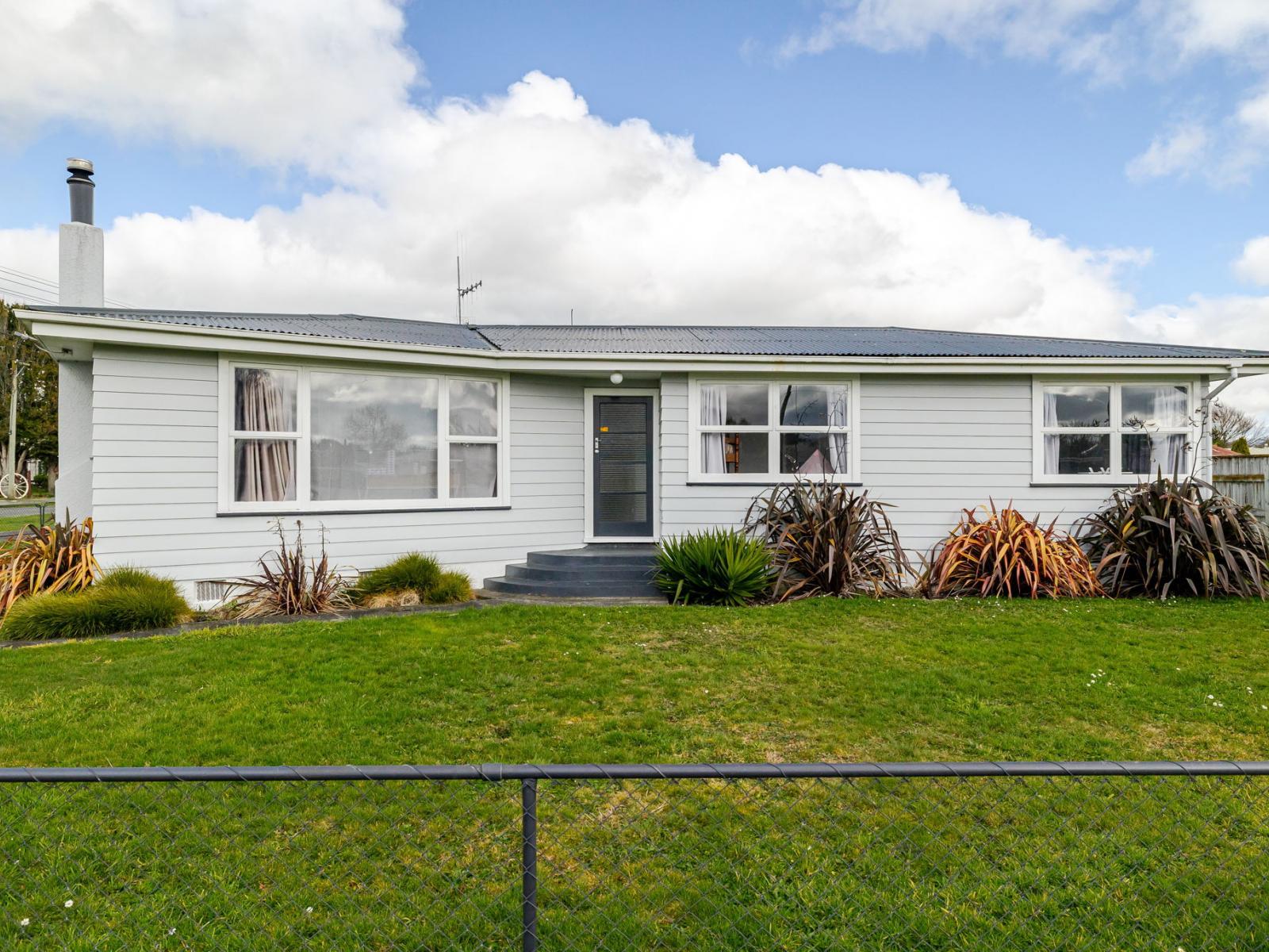 8 King Street, Pahiatua