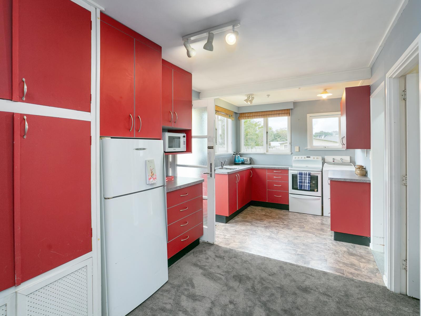 15 Waite Street, Featherston