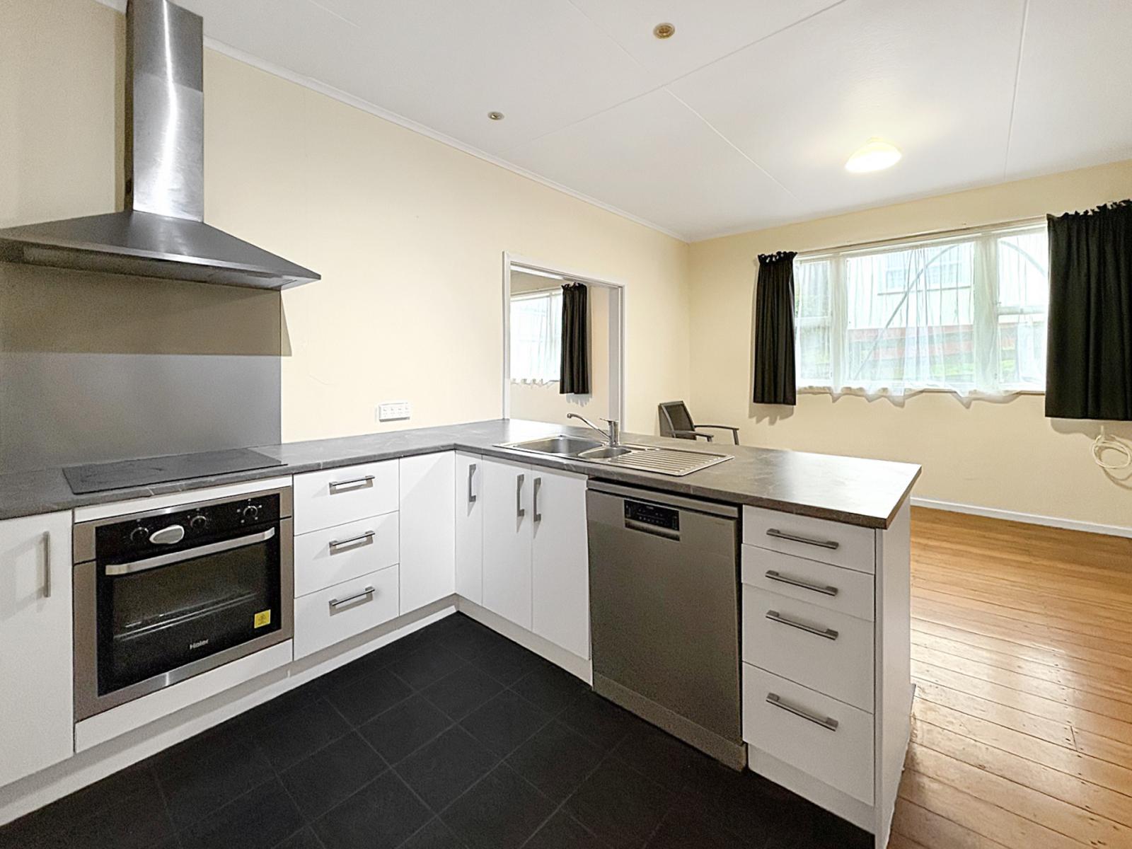 Unit 1, 18 Campbell Street, Whanganui