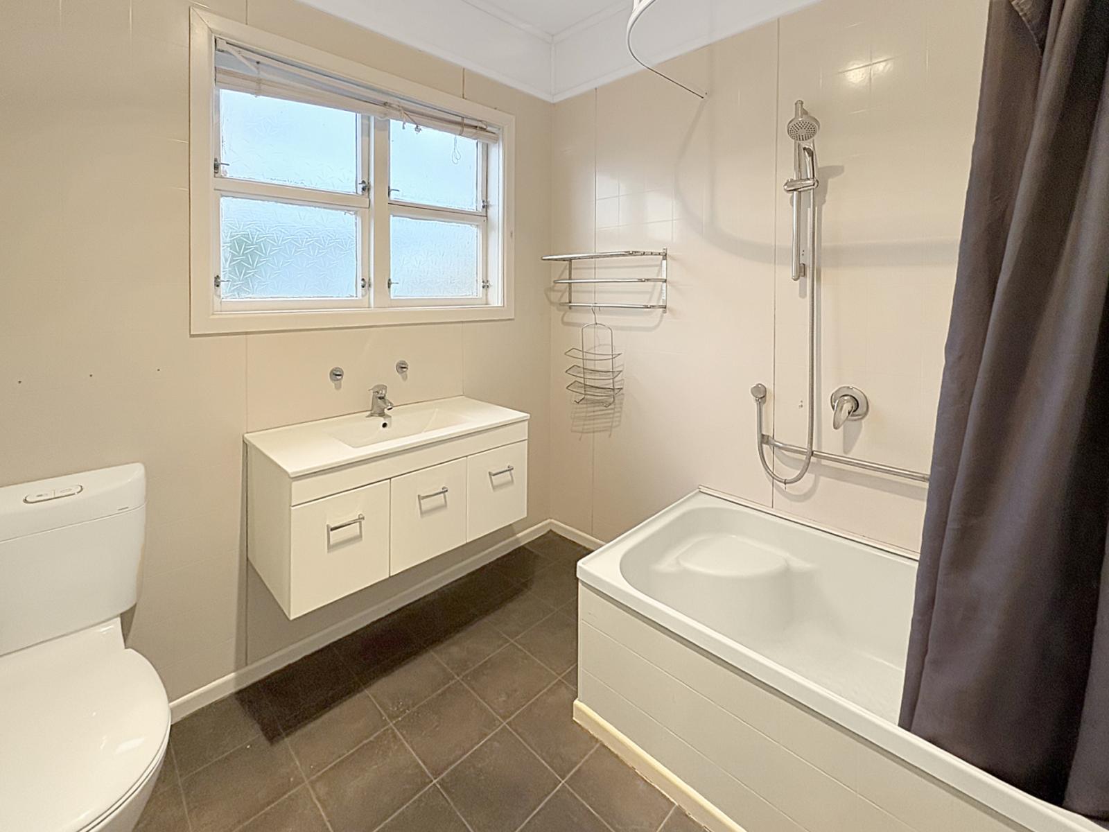 Unit 1, 18 Campbell Street, Whanganui