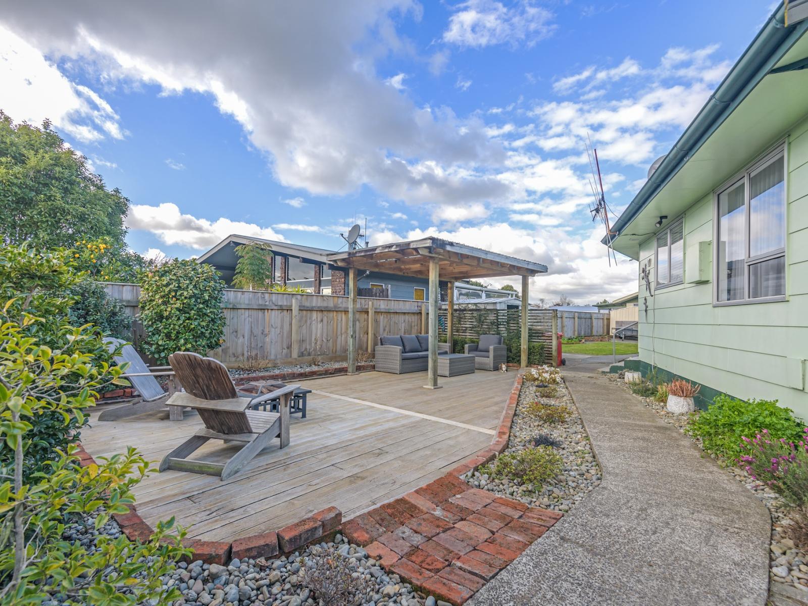 1 Amberley Avenue, Westbrook