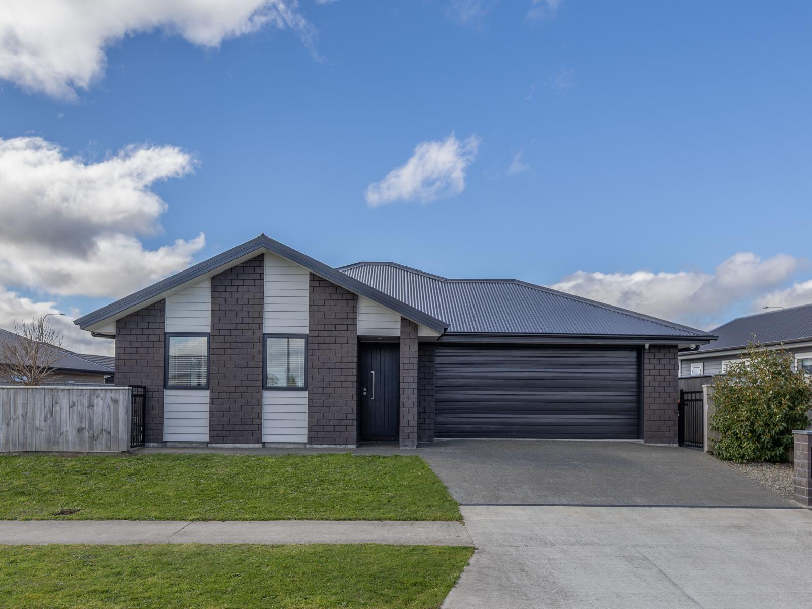 6 Corsica Court, Fitzherbert
