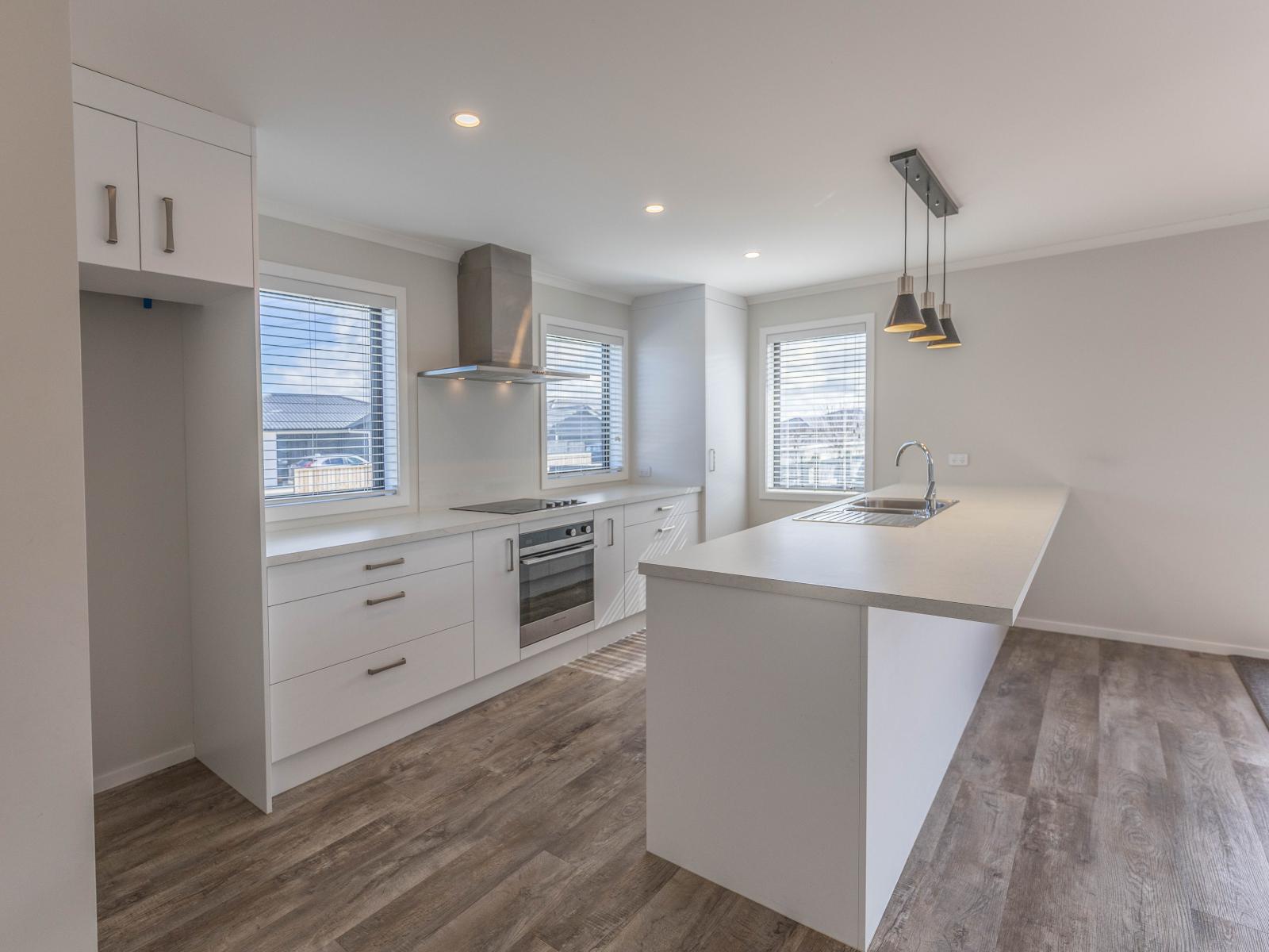 6 Corsica Court, Fitzherbert