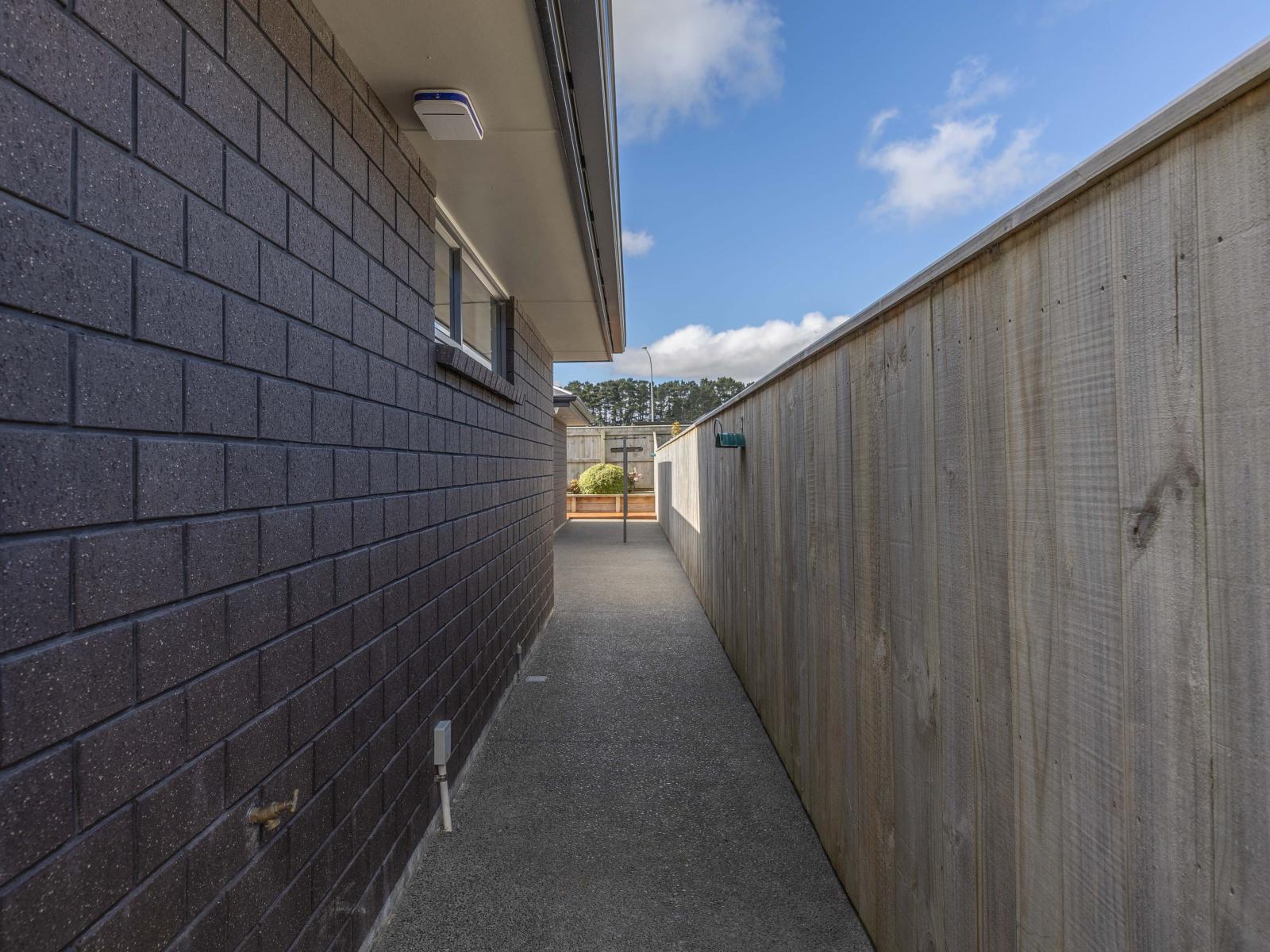 6 Corsica Court, Fitzherbert