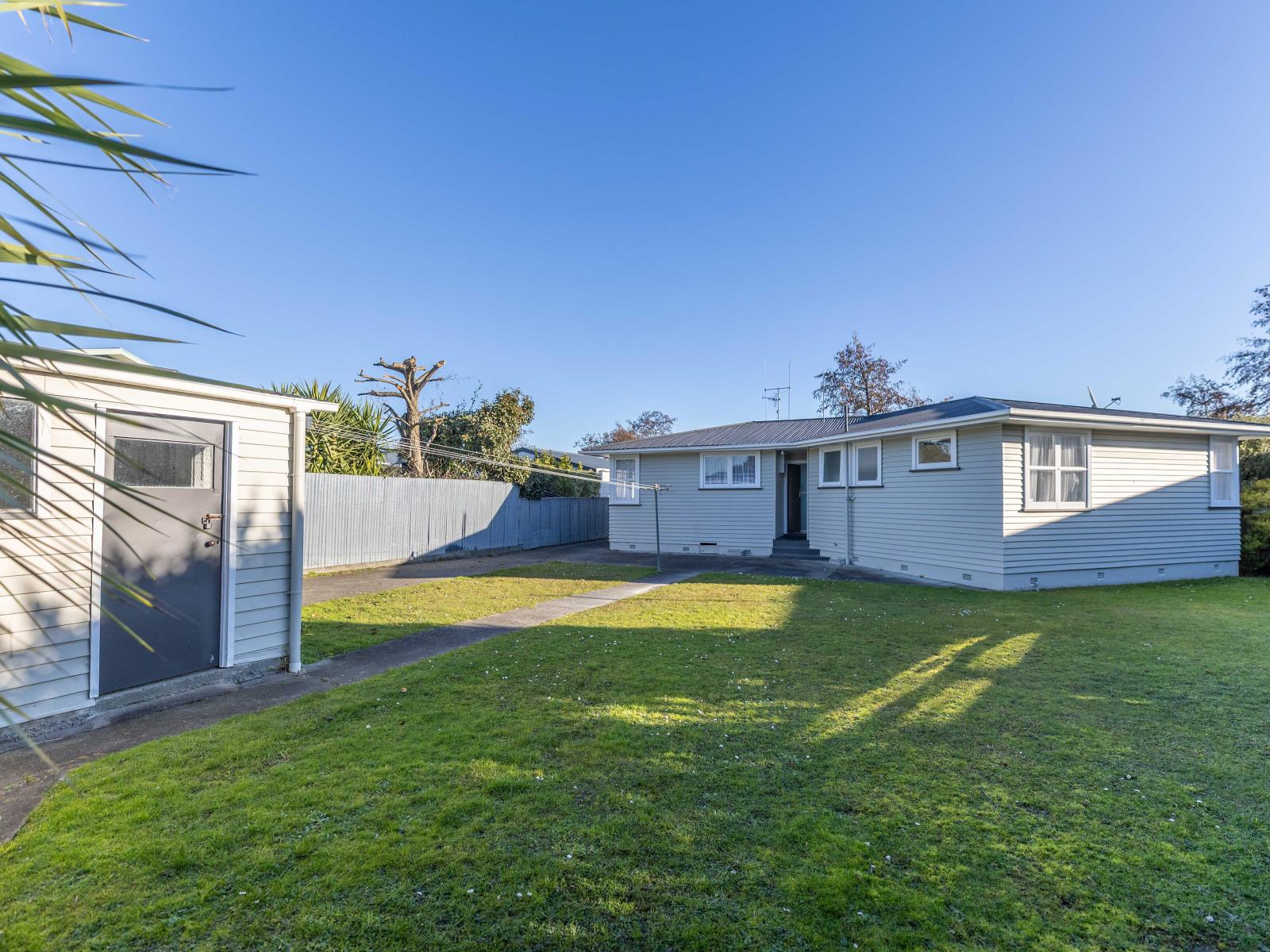 35 Aspiring Avenue, Milson