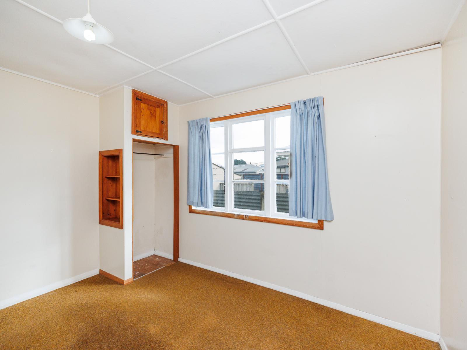 354 Botanical Road, West End
